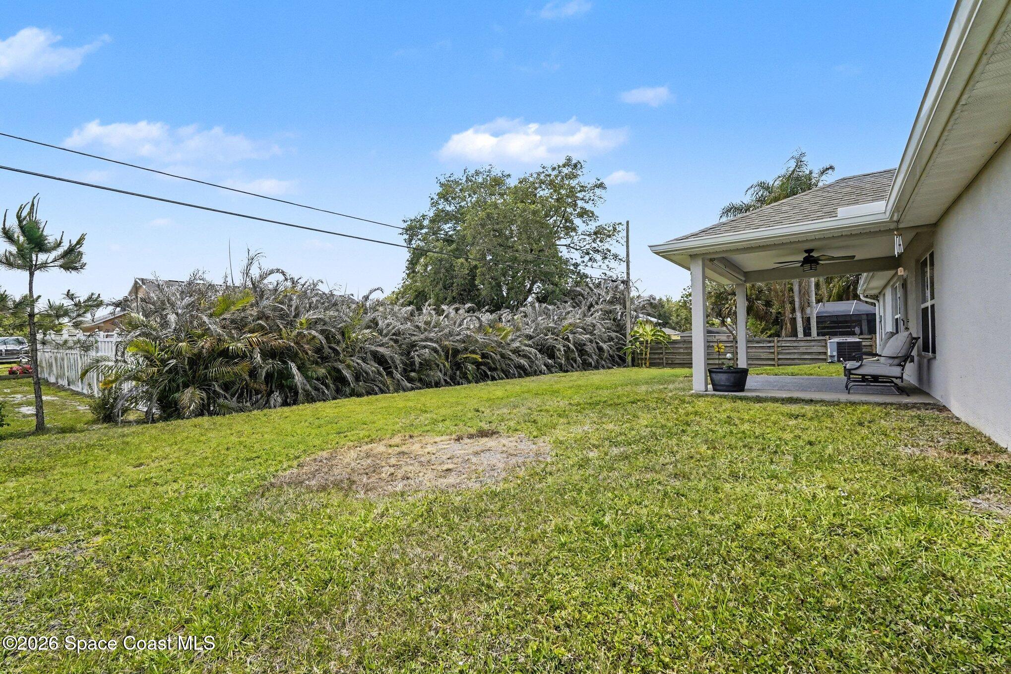 780 Helicon Terrace Sebastian, FL 32958 - Photo 9 of 33 027__amp5084_597