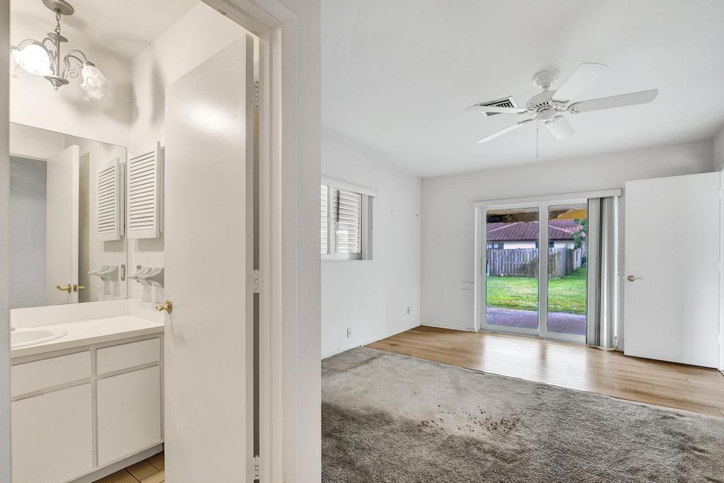 1236 Northwest 15th Street Boca Raton, FL 33486 - Photo 21 of 58 DSC02383