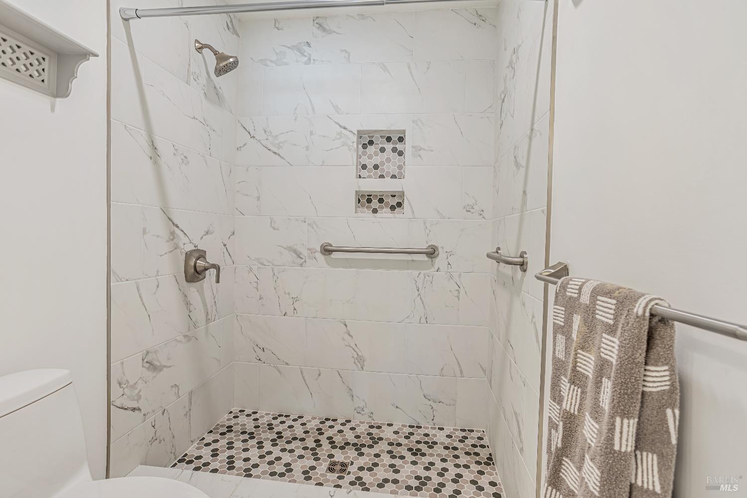 820 Mission Avenue, Unit 7 San Rafael, CA 94901 - Photo 21 of 34 a bathroom with a shower