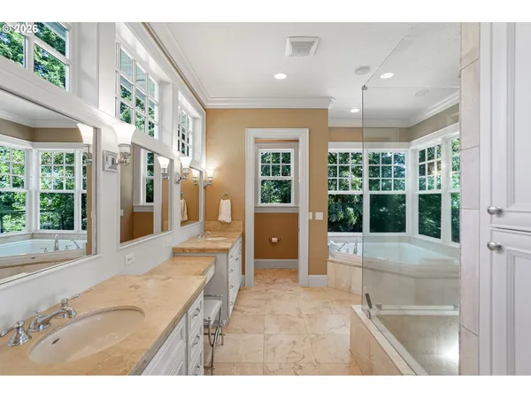 $2,100,000 | 3545 Eagle Crest Road Northwest, Salem, OR 97304