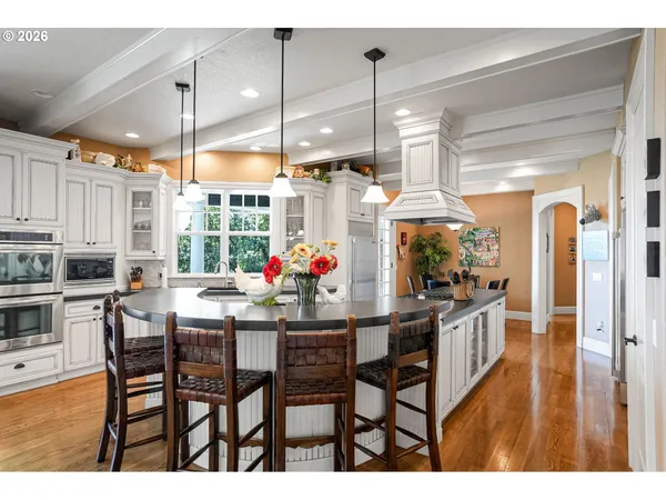 $2,100,000 | 3545 Eagle Crest Road Northwest, Salem, OR 97304