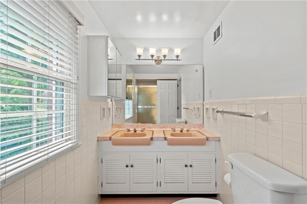 480 Miranda Road Pittsburgh, PA 15241 - Photo 25 of 43 Gallery Image 25