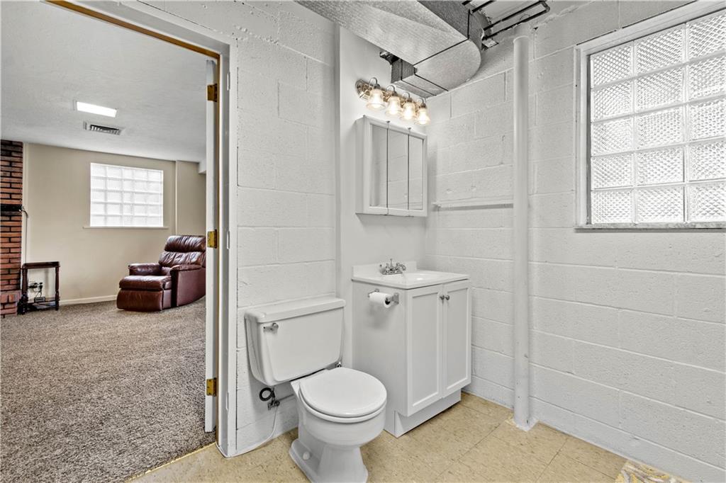 480 Miranda Road Pittsburgh, PA 15241 - Photo 33 of 43 Gallery Image 33