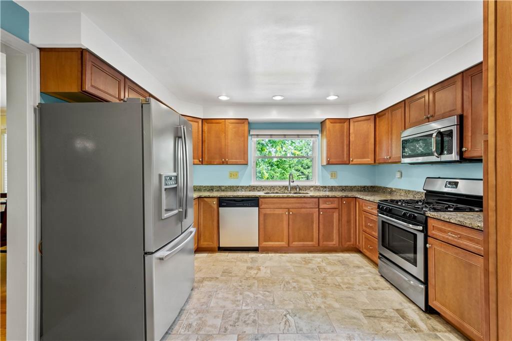 480 Miranda Road Pittsburgh, PA 15241 - Photo 8 of 43 Gallery Image 8