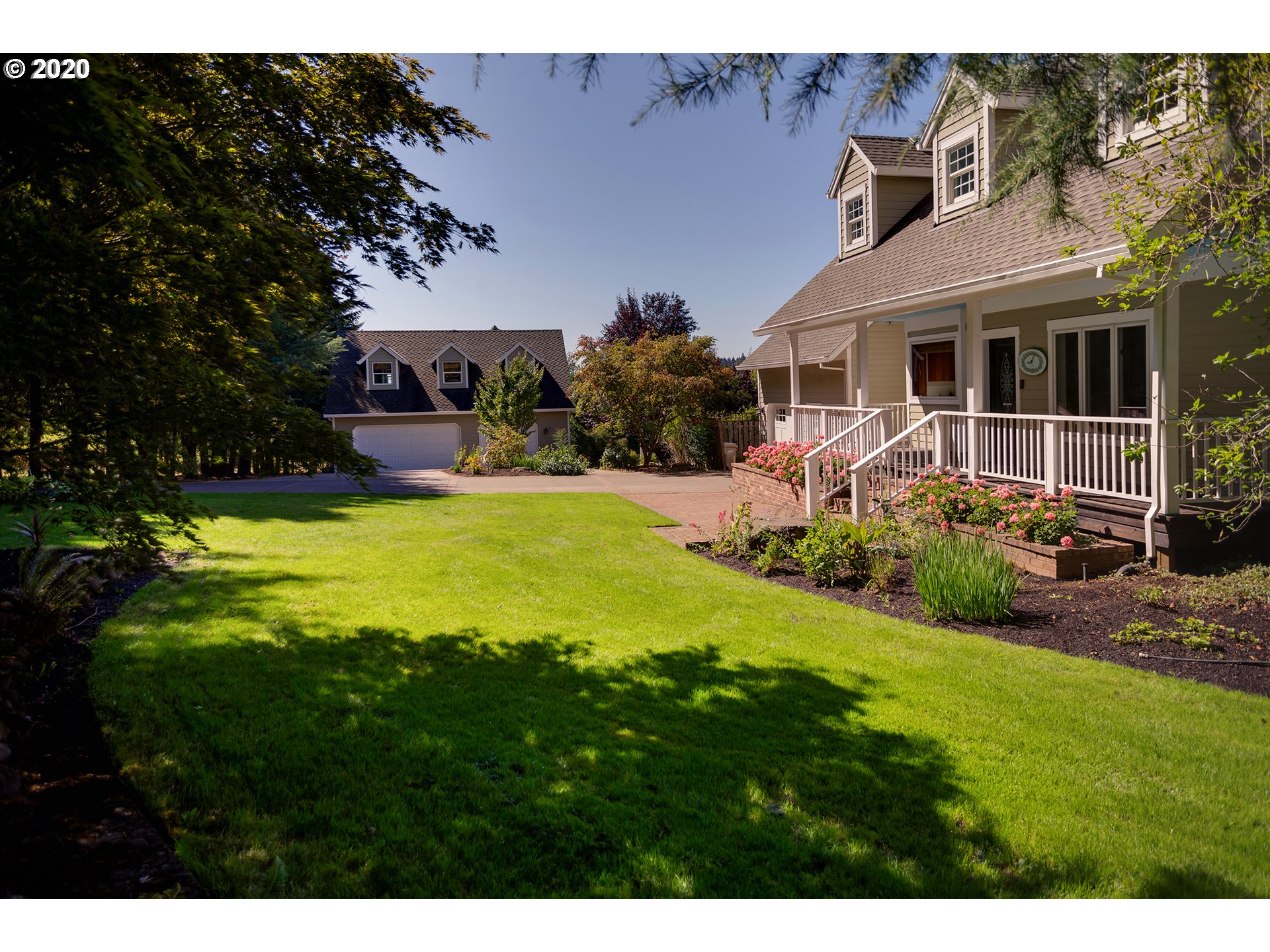 22303 Southwest Bar None Road Tualatin, OR 97062 - Photo 2 of 32 Gallery Image 2