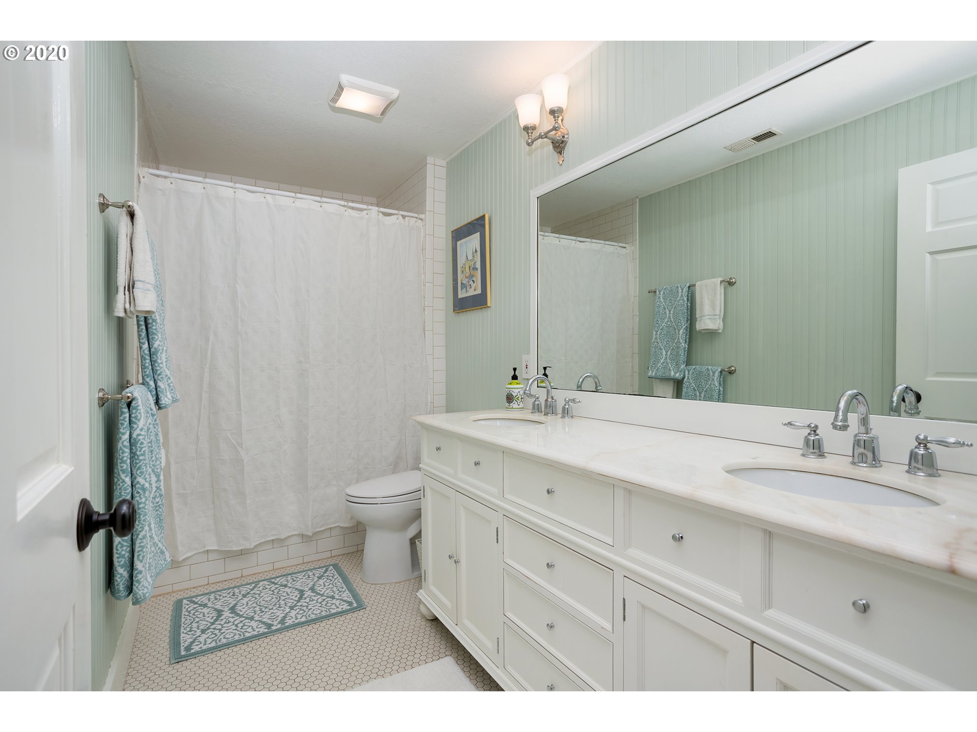 22303 Southwest Bar None Road Tualatin, OR 97062 - Photo 15 of 32 Gallery Image 15