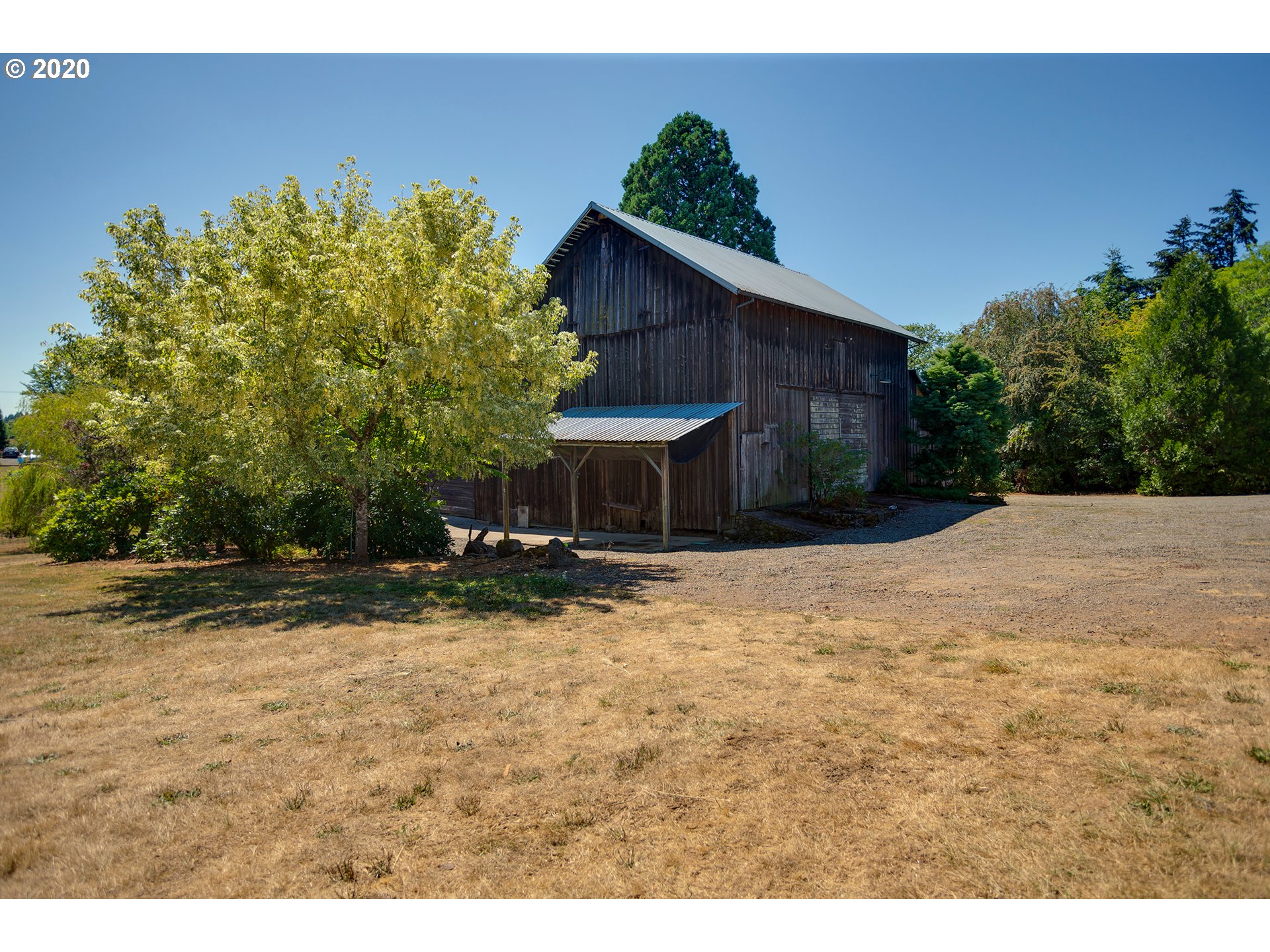 22303 Southwest Bar None Road Tualatin, OR 97062 - Photo 21 of 32 Gallery Image 21