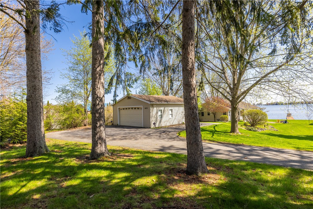 8233 South Shore Road Sodus Point, NY 14555 - Photo 18 of 40