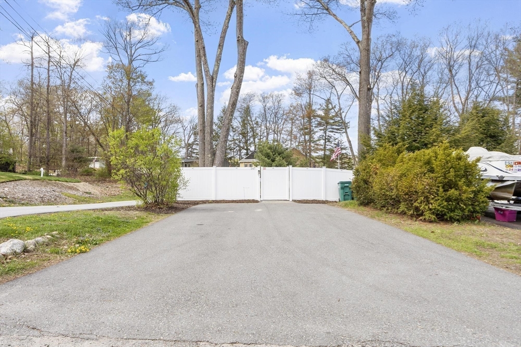 167 Townsend Harbor Road Lunenburg, MA 01462 - Photo 41 of 42 Gallery Image 41
