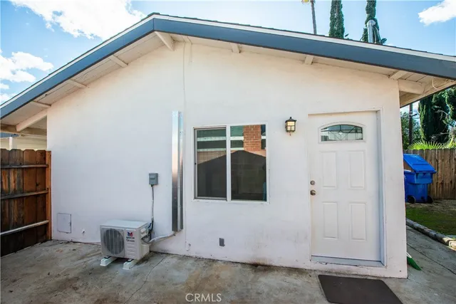 $1,800 | 7431 Kentland Avenue, West Hills, CA 91307