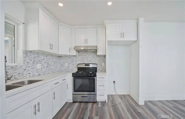 $1,800 | 7431 Kentland Avenue, West Hills, CA 91307