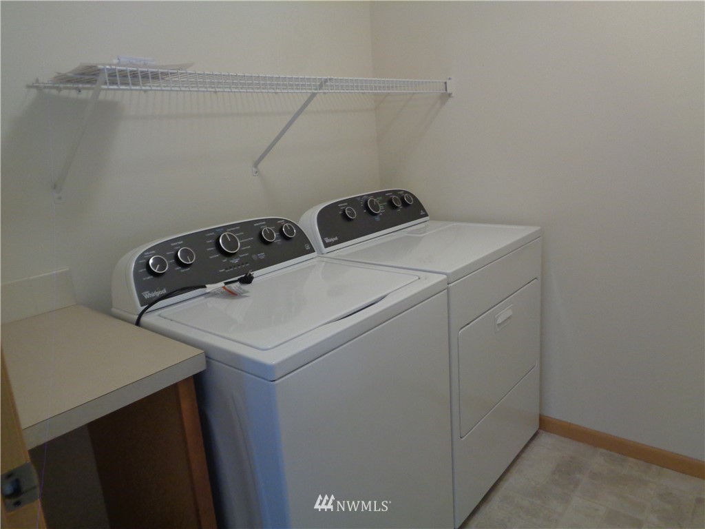 4438 Roxanna Loop Southeast Lacey, WA 98503 - Photo 17 of 23 Gallery Image 17