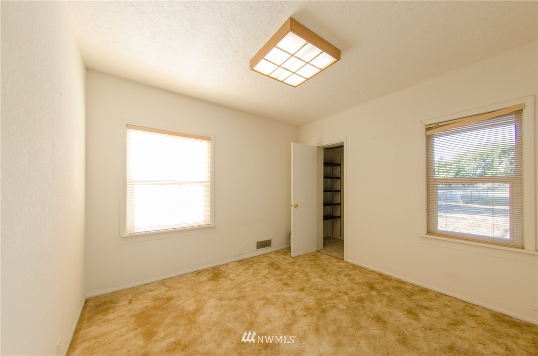 213 Downing Road Centralia, WA 98531 - Photo 11 of 14 Gallery Image 11