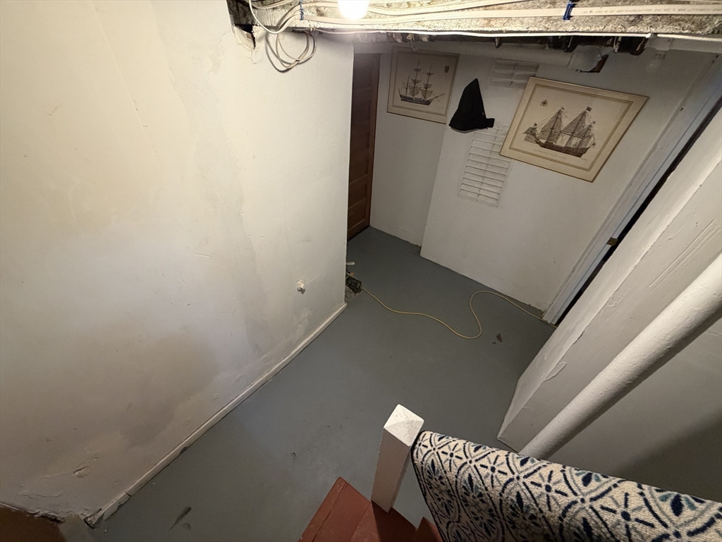 12 Stoneland Road Worcester, MA 01603 - Photo 34 of 39