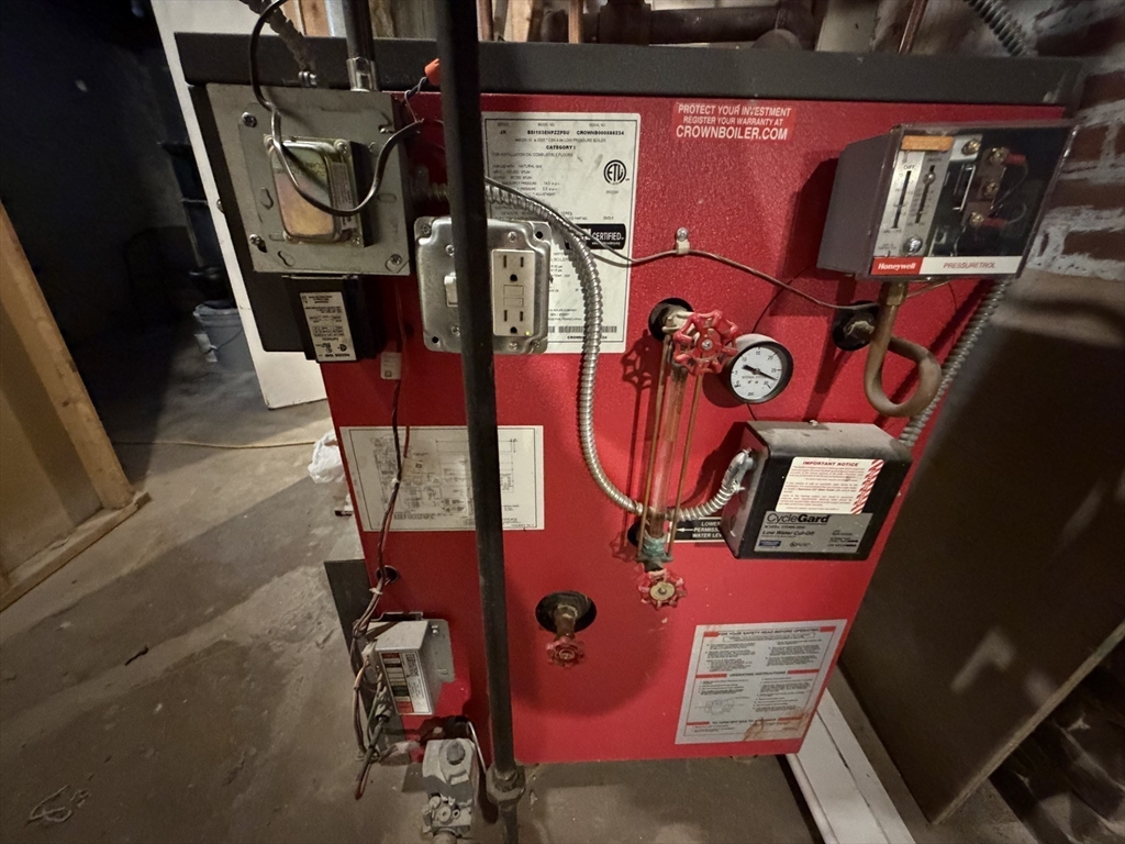 12 Stoneland Road Worcester, MA 01603 - Photo 36 of 39