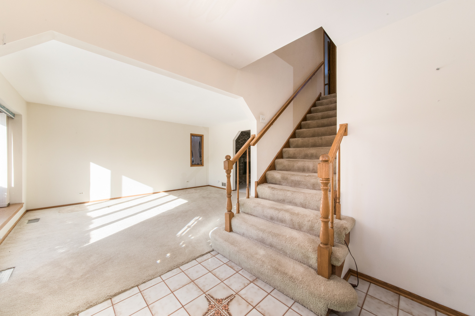 1414 West Talcott Road Park Ridge, IL 60068 - Photo 19 of 41 a view of entryway and hall with wooden floor