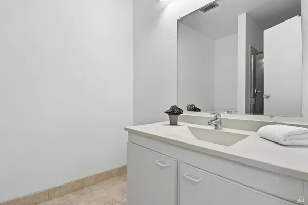 $649,000 | 186 Larkspur Plaza Drive, Larkspur, CA 94939
