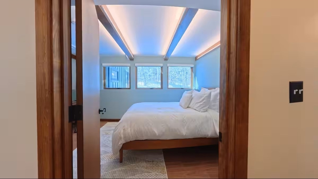 64 Newcomb Road, Unit FURNISHED Stoneham, MA 02180 - Photo 18 of 29
