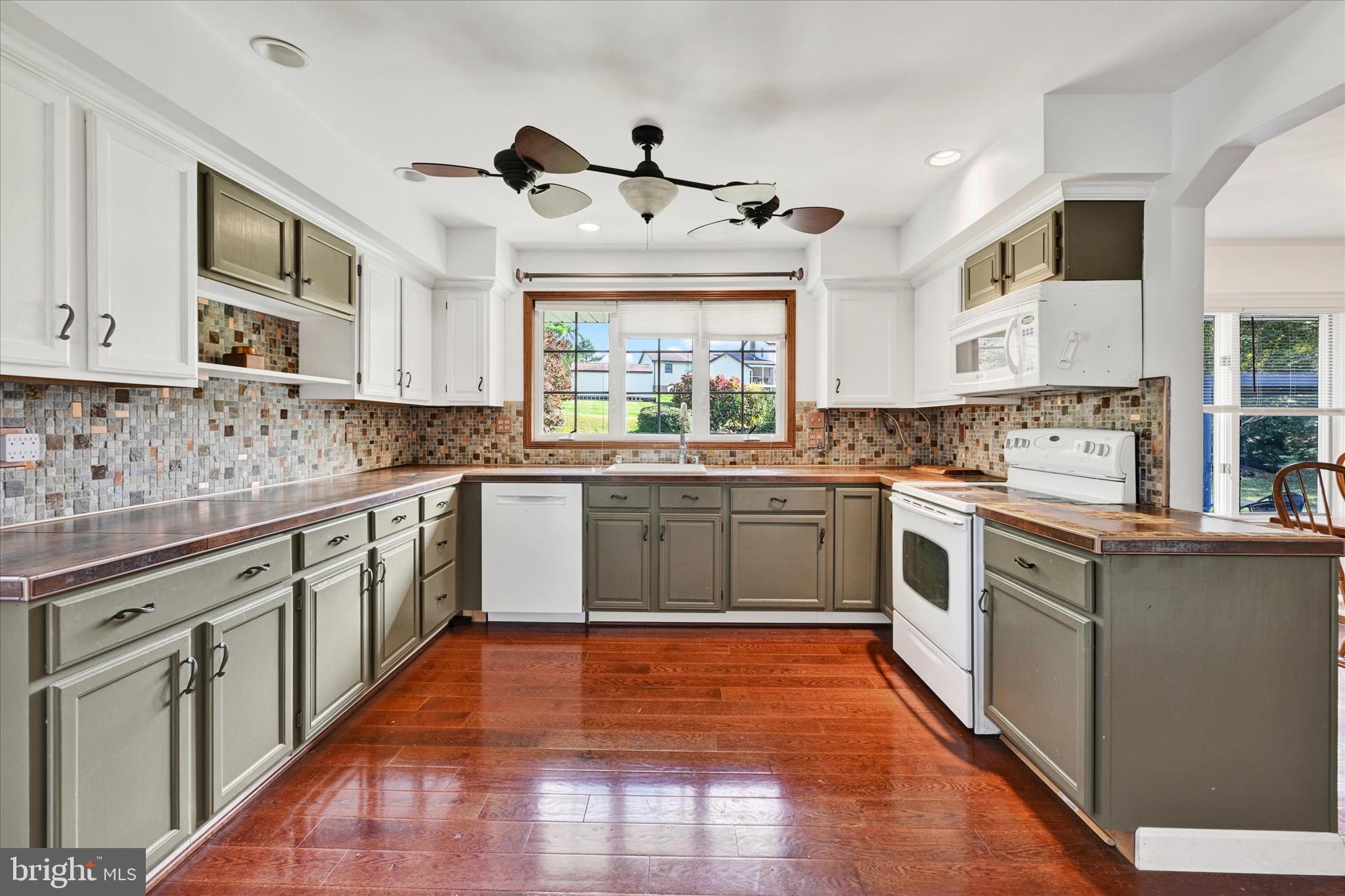 2415 Cool Spring Road Bel Air, MD 21015 - Photo 7 of 29 kitchen