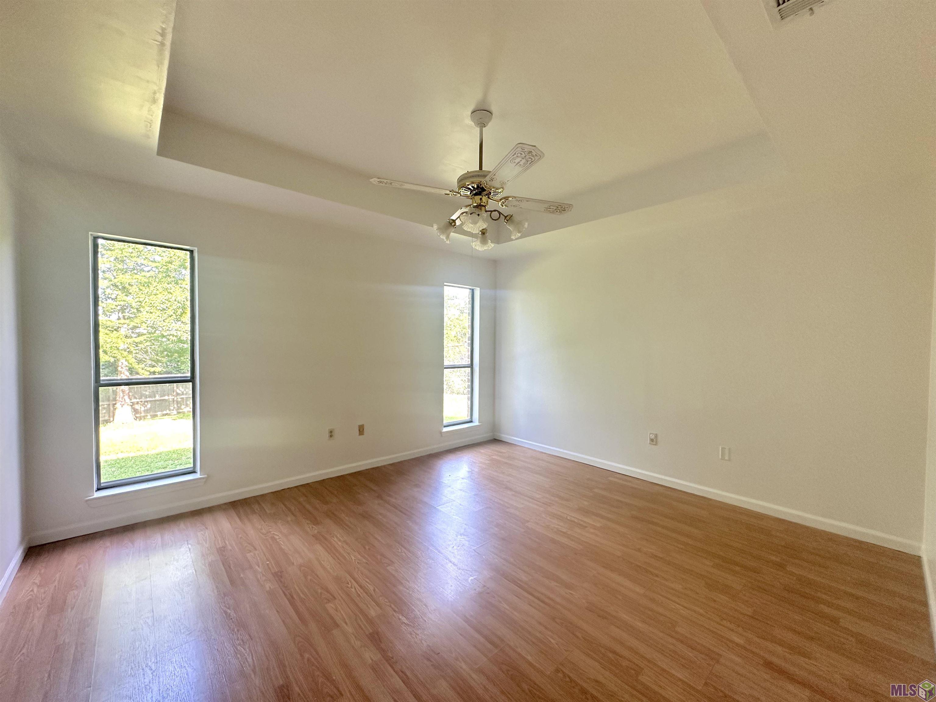 9786 Kinglet Drive Baton Rouge, LA 70809 - Photo 8 of 16