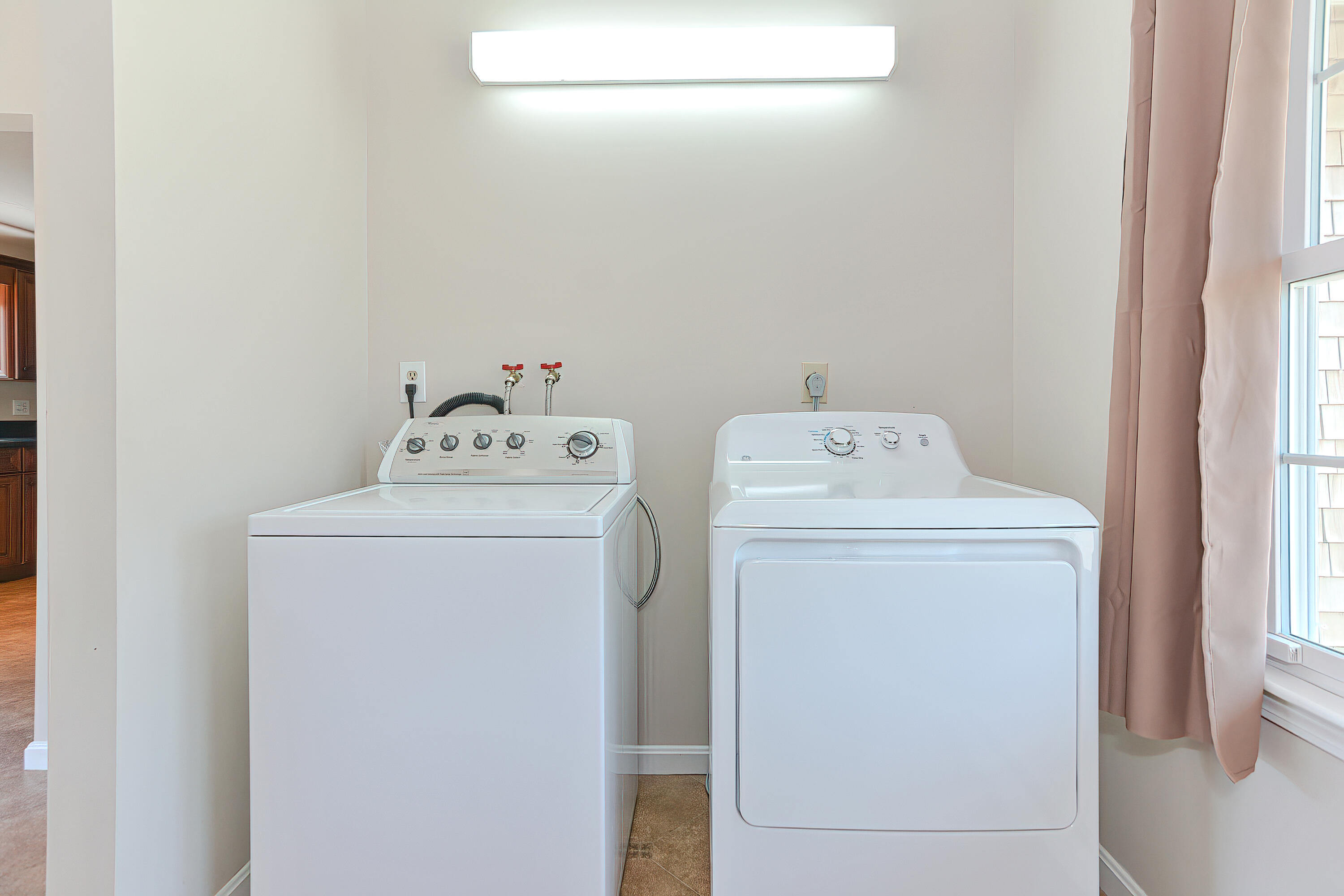 7 Wellfield Road Forestdale, MA 02644 - Photo 20 of 42 a utility room with dryer and washer