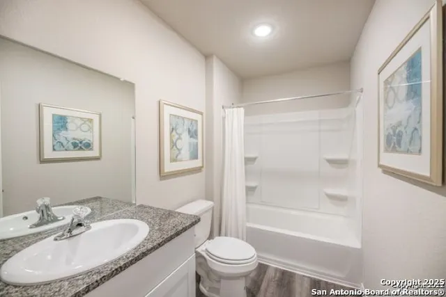 $237,501 | 212 Agave Circle, Jourdanton, TX 78026