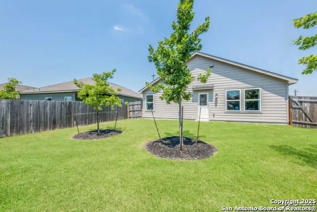 $237,501 | 212 Agave Circle, Jourdanton, TX 78026
