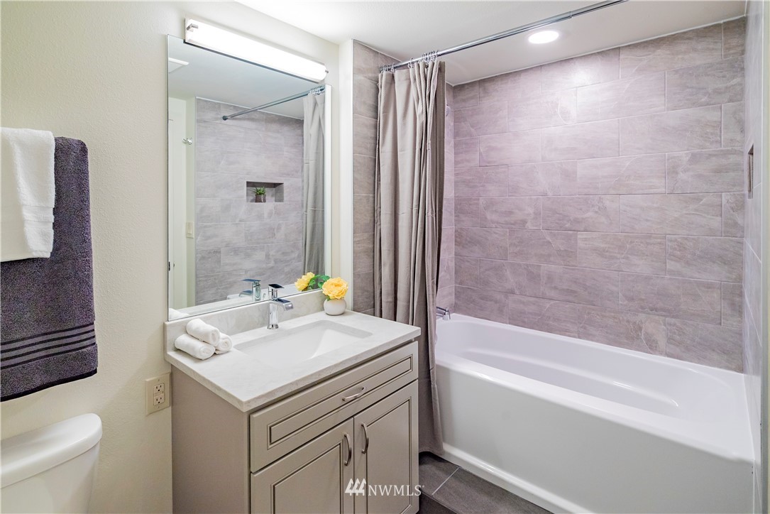 1 North Stadium Way, Unit 2 Tacoma, WA 98403 - Photo 20 of 25
