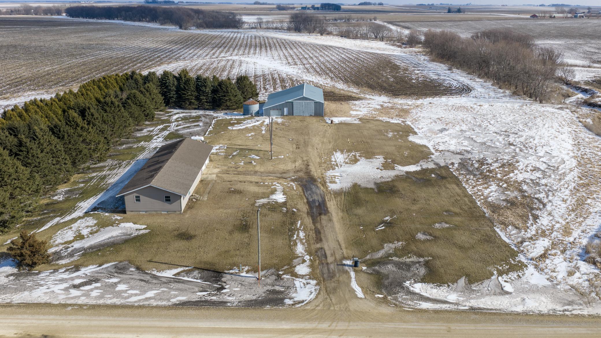 4684 Elm Avenue Riceville, IA 50466 - Photo 11 of 44