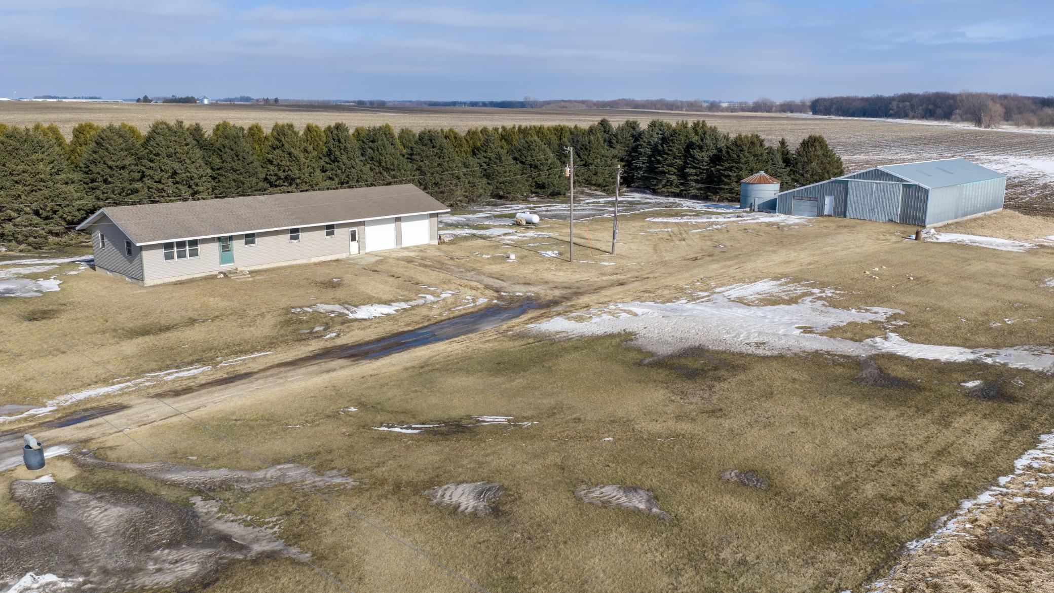 4684 Elm Avenue Riceville, IA 50466 - Photo 6 of 44