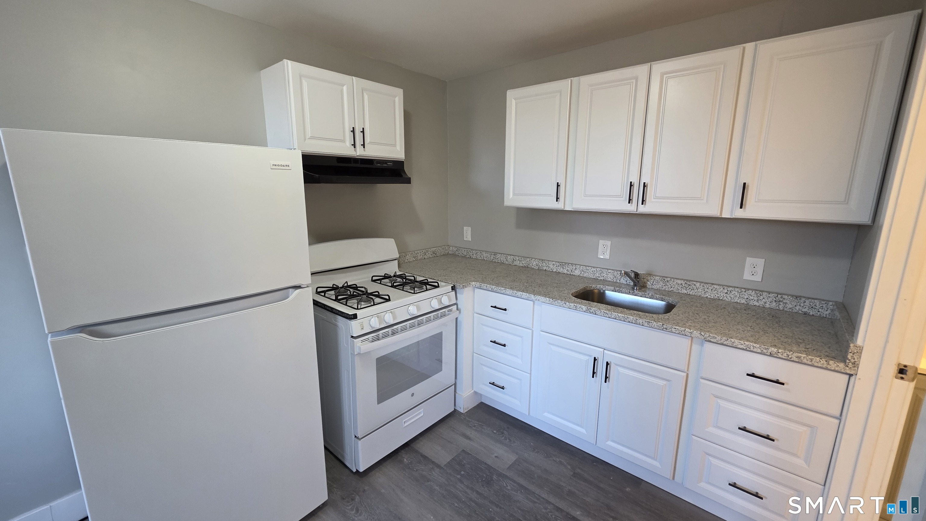 499 Zion Street, Unit 3N Hartford, CT 06106 - Photo 11 of 13