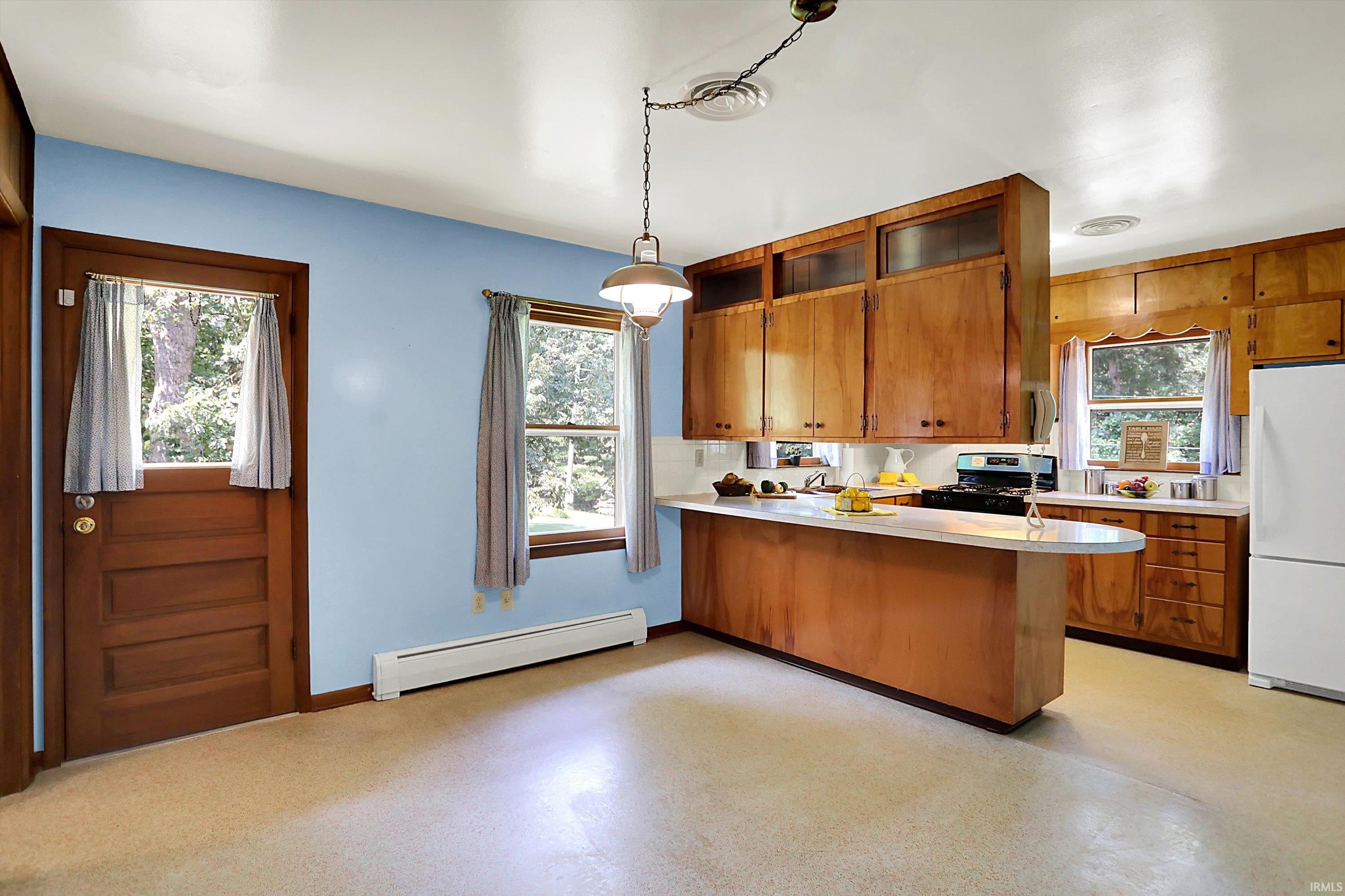 645 Rogers Road West Bloomington, IN 47403 - Photo 4 of 36