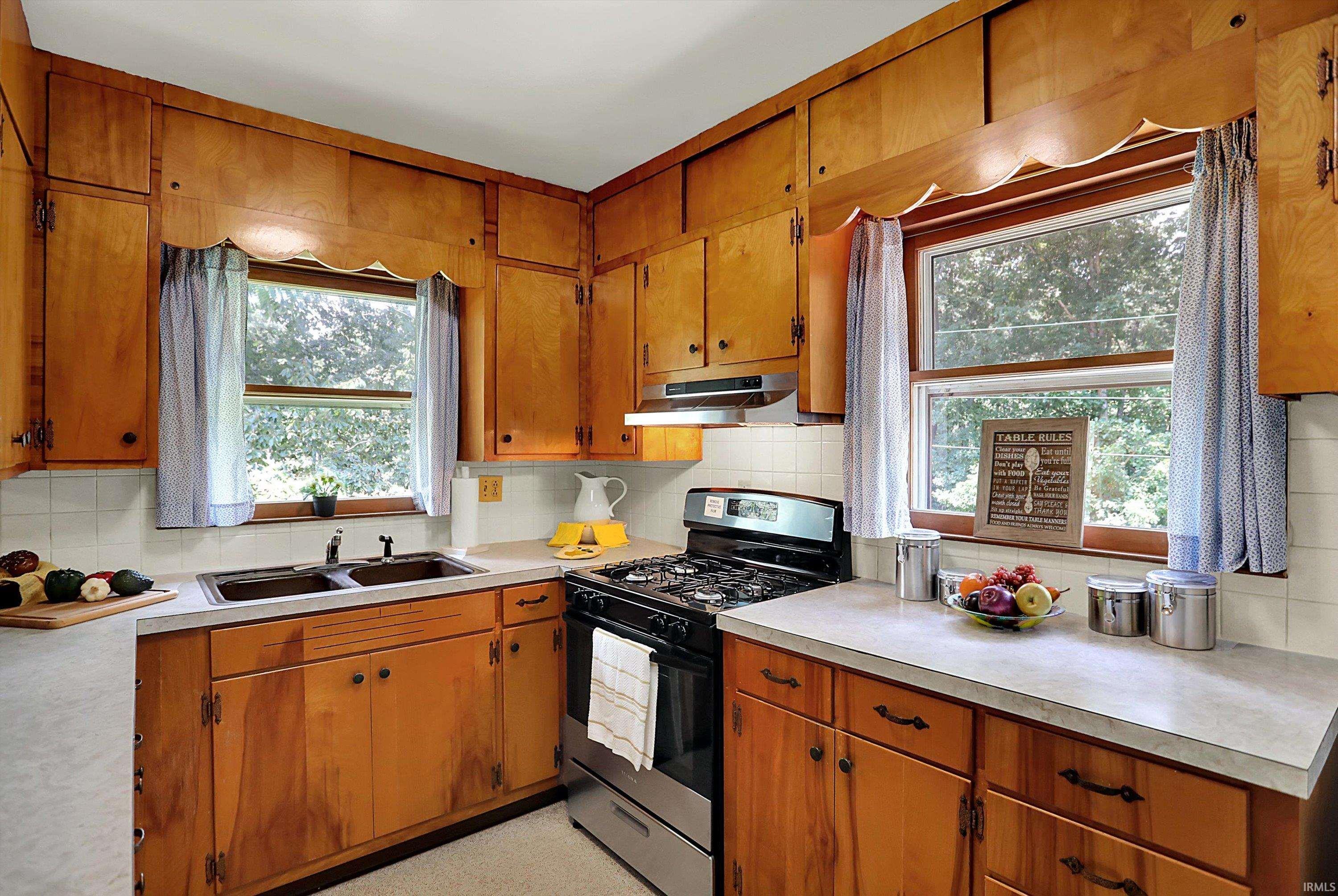 645 Rogers Road West Bloomington, IN 47403 - Photo 8 of 36