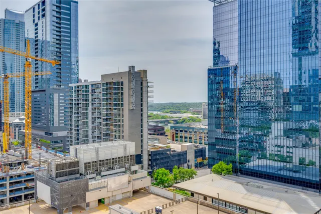 $3,750 | 360 Nueces Street, Unit 1517, Austin, TX 78701