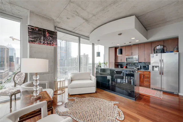 $3,750 | 360 Nueces Street, Unit 1517, Austin, TX 78701