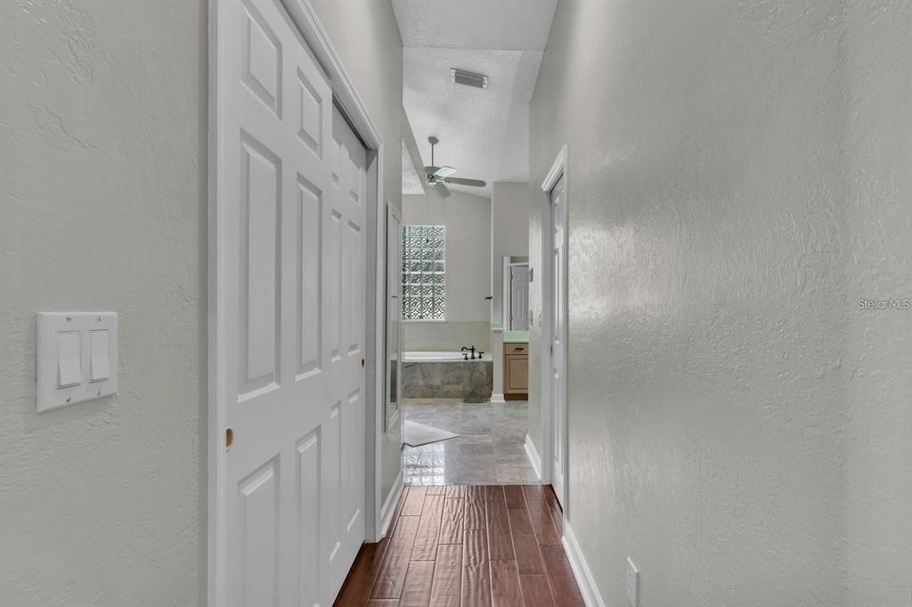 8740 Ingleton Court Orlando, FL 32836 - Photo 15 of 39