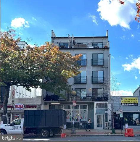 $3,250 | 3110 Georgia Avenue Northwest, Unit 204, Washington, DC 20010