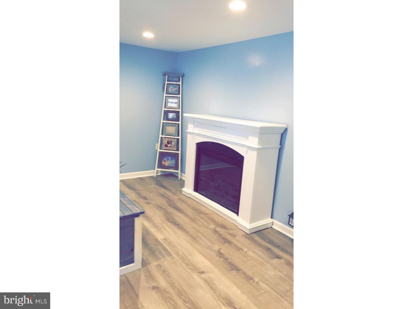 12707 Kenny Road Philadelphia, PA 19154 - Photo 20 of 23 Gallery Image 20