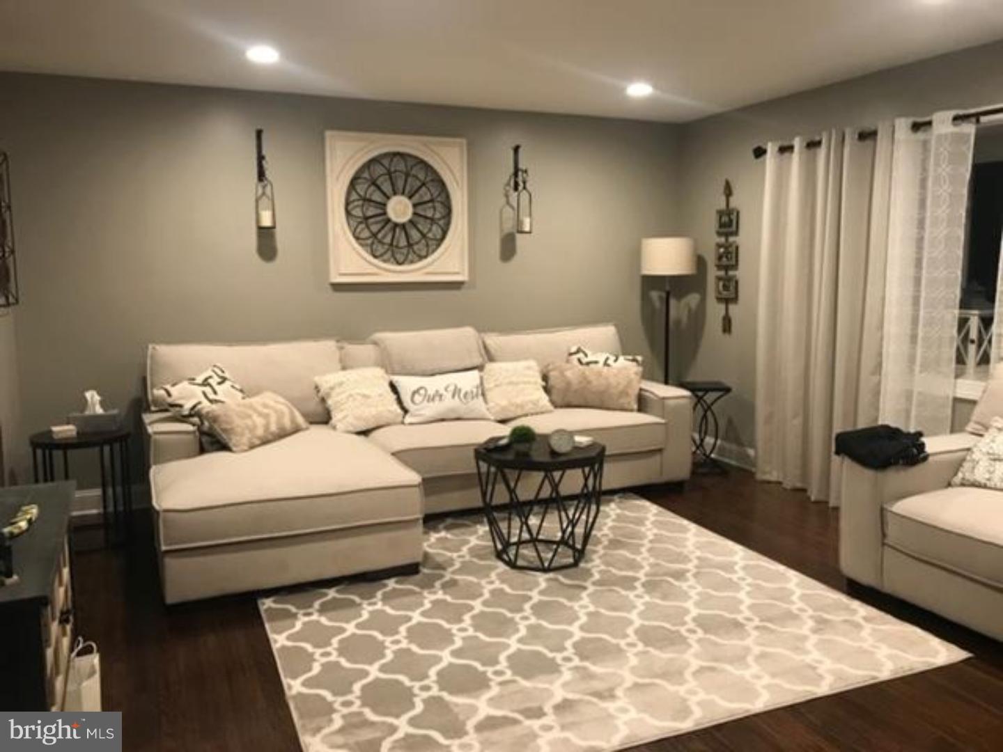 12707 Kenny Road Philadelphia, PA 19154 - Photo 5 of 23 Gallery Image 5