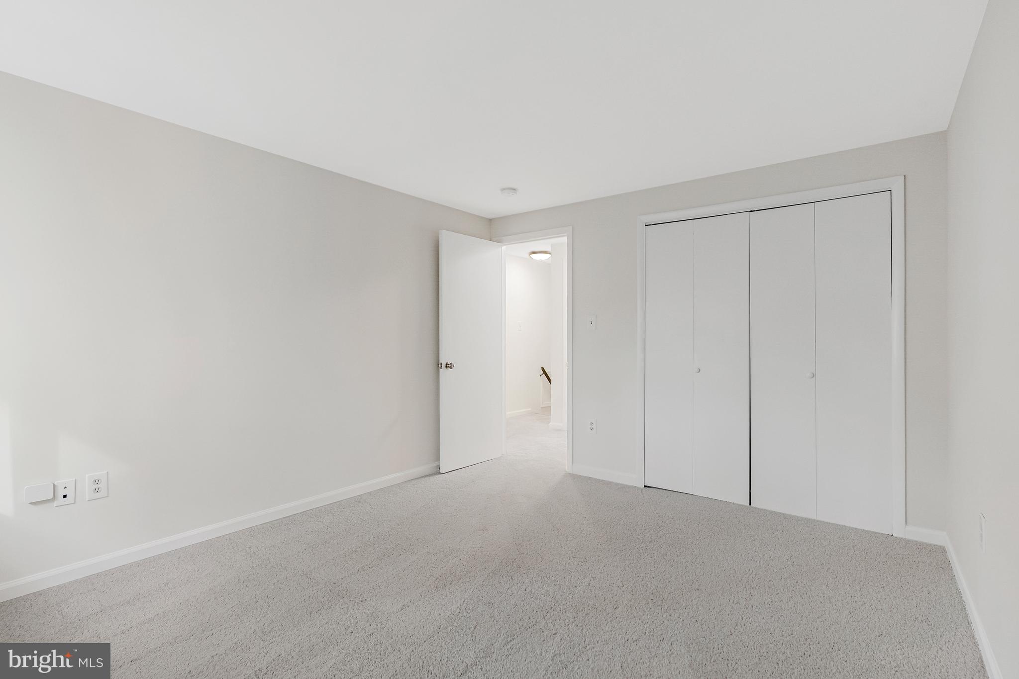 203 Greenfield Court Sterling, VA 20164 - Photo 23 of 48