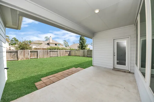 $420,000 | 14114 Tower Peak Court, Conroe, TX 77384