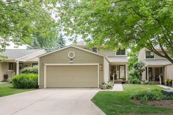 $399,000 | 607 Woodcreek Circle, Saline, MI 48176