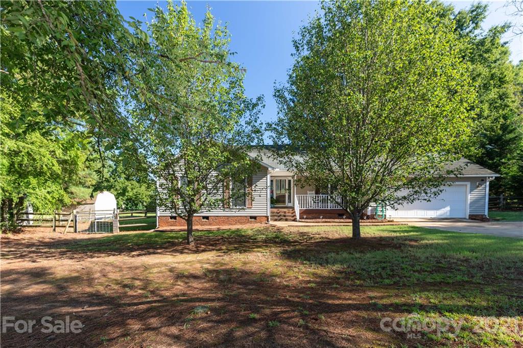 826 East Rambo Road Rock Hill, SC 29730 - Photo 3 of 36 Gallery Image 3