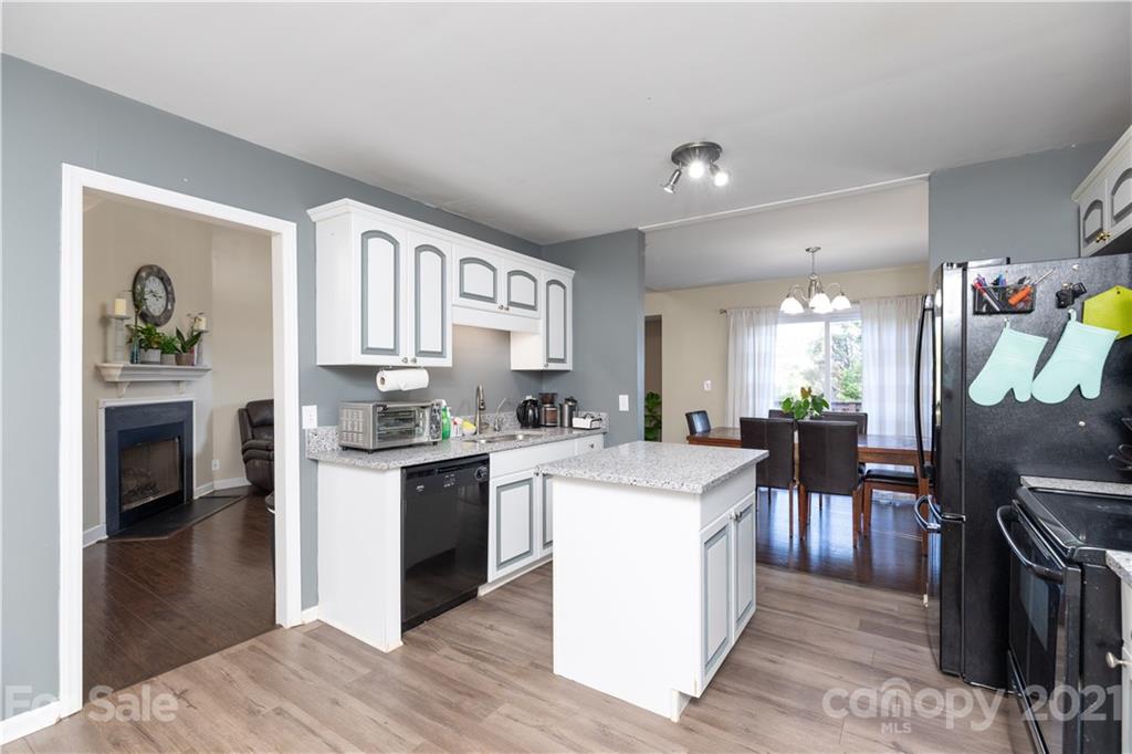 826 East Rambo Road Rock Hill, SC 29730 - Photo 28 of 36 Gallery Image 28