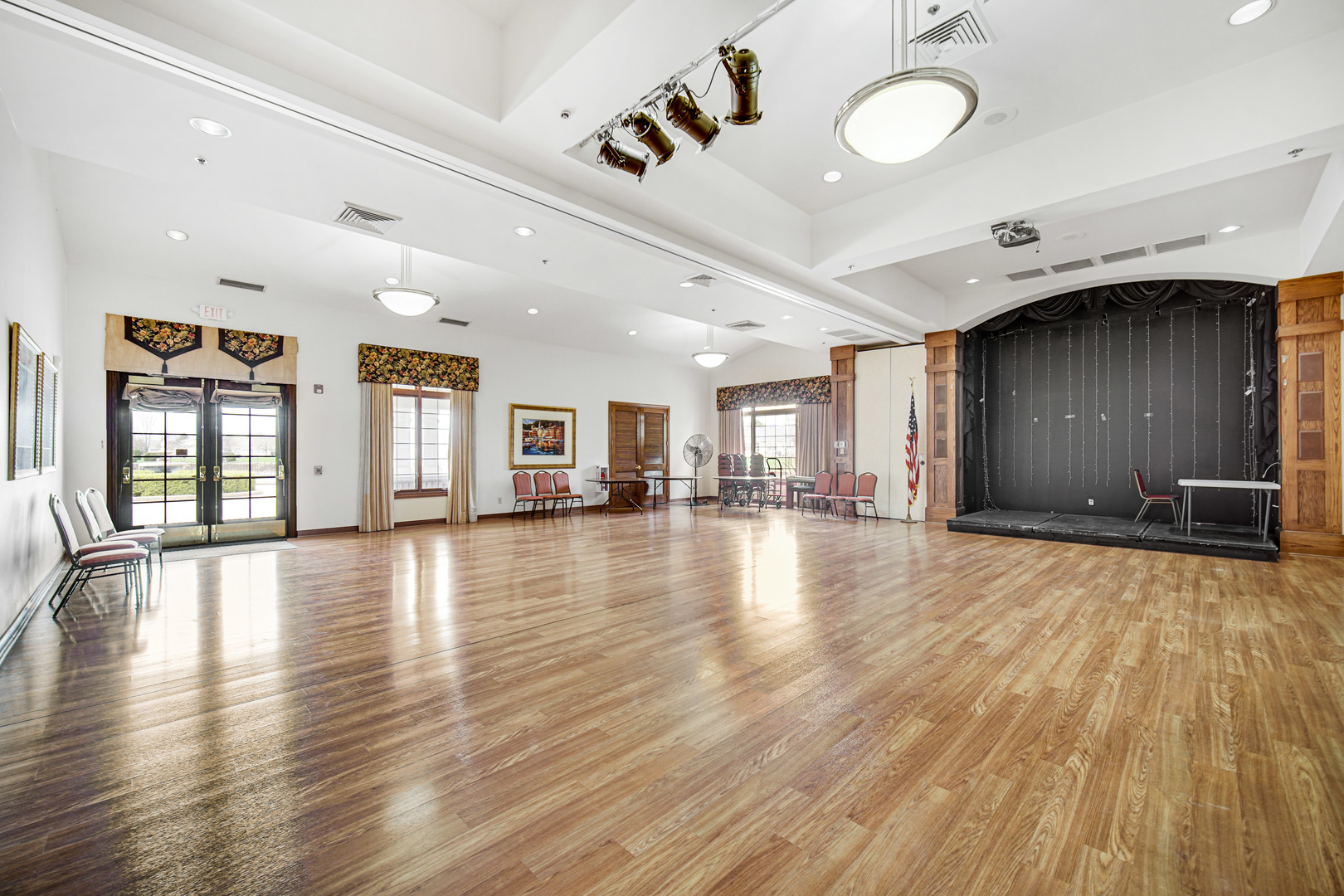 726 Pentwater Road Romeoville, IL 60446 - Photo 49 of 66 Gallery Image 49