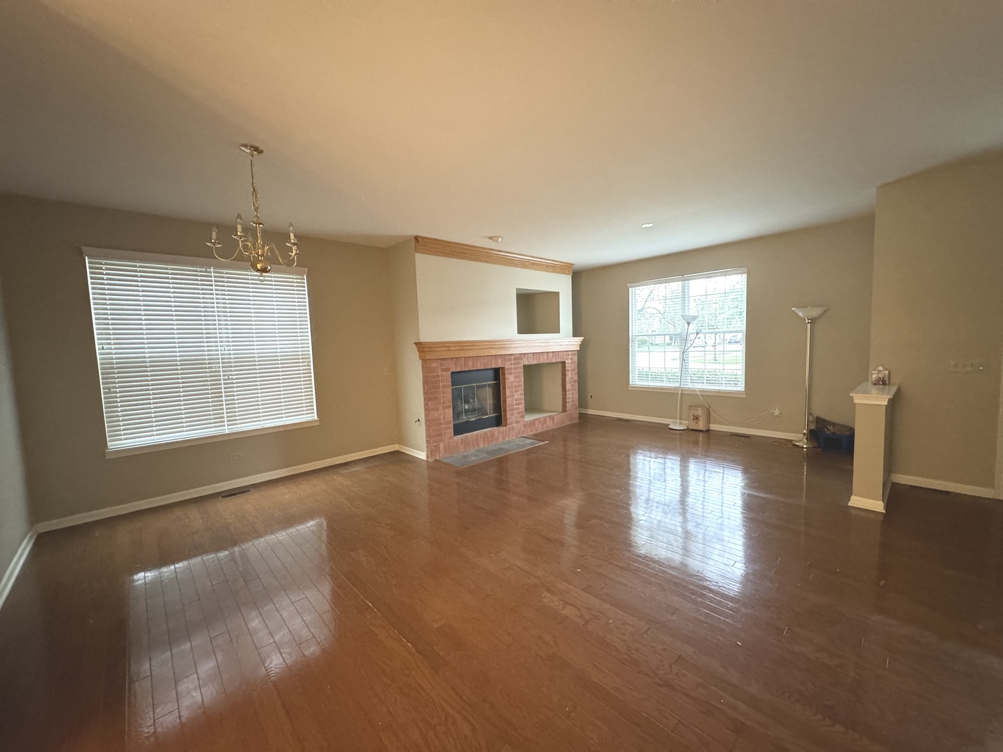 726 Pentwater Road Romeoville, IL 60446 - Photo 5 of 66 Gallery Image 5