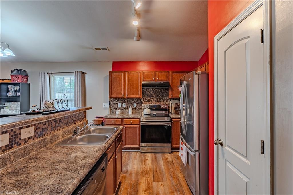785 Runningbrook Lane Rural Hall, NC 27045 - Photo 6 of 27