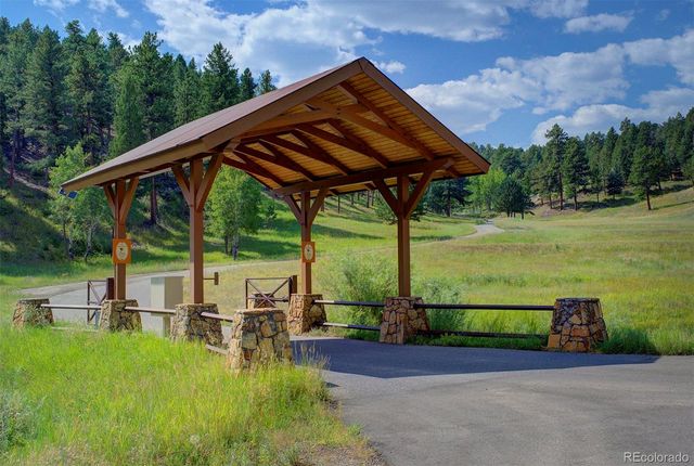 $565,000 | 3325 Timbergate Trail, Evergreen, CO 80439