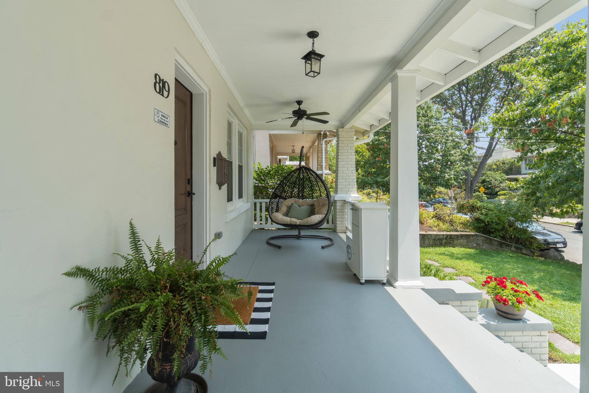 819 Aspen Street Northwest Washington, DC 20012 - Photo 2 of 33