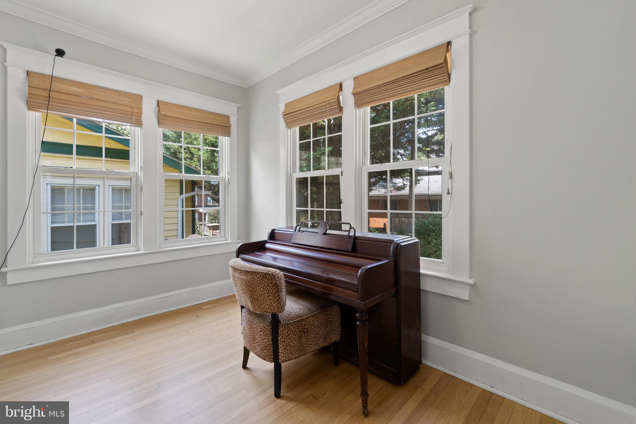 819 Aspen Street Northwest Washington, DC 20012 - Photo 14 of 33